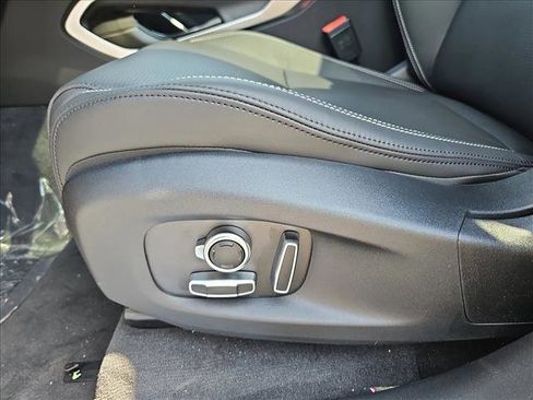 New 2026 Jaguar F-PACE R-Dynamic S image 26