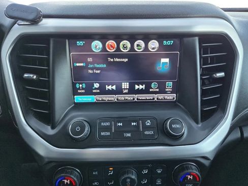 Used 2019 GMC Acadia SLT image 19