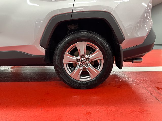 Certified 2025 Toyota RAV4 XLE AWD/4WD image 29