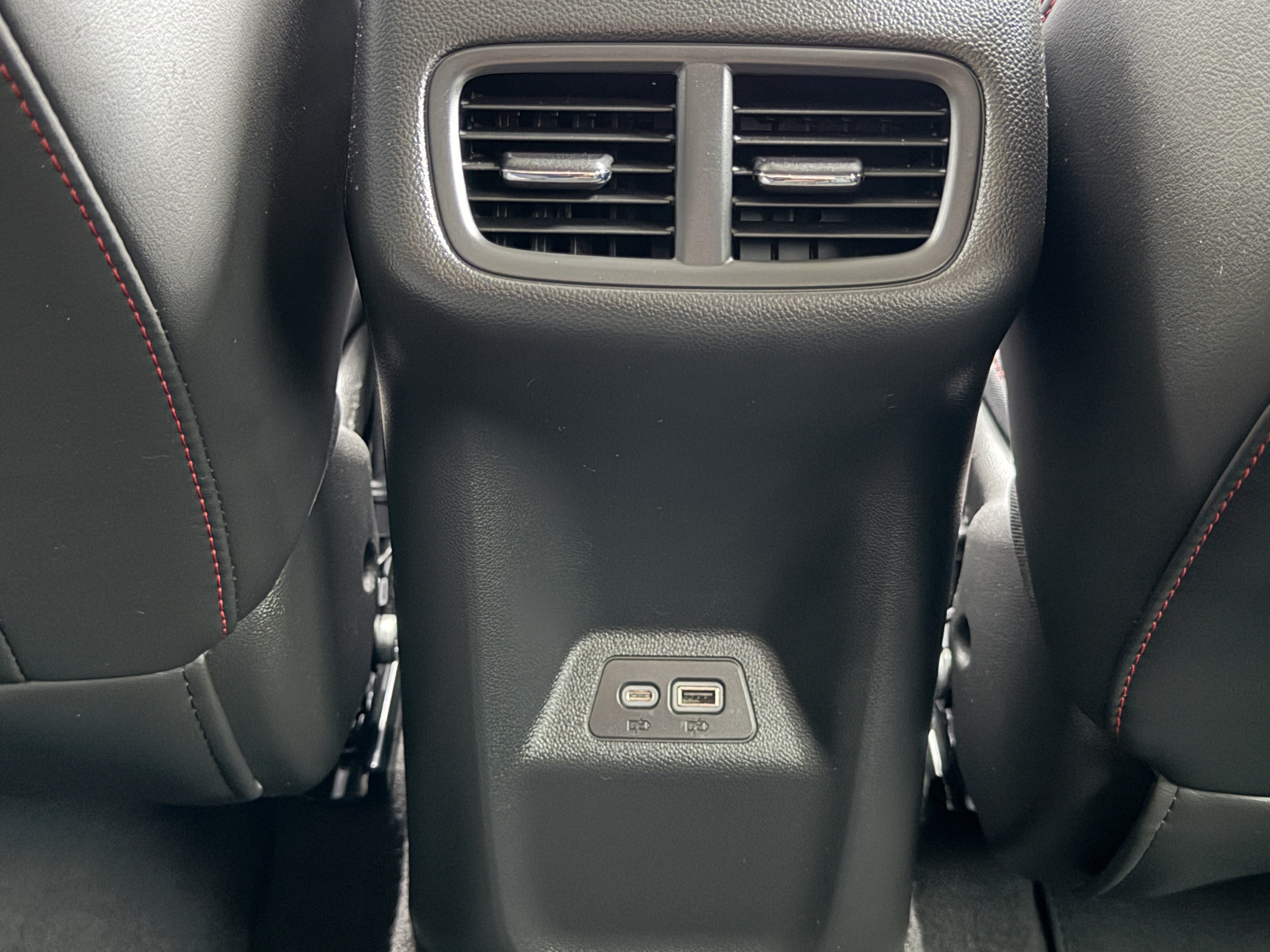 Used 2022 Buick Envision Essence w/ Technology Package I FWD image 26