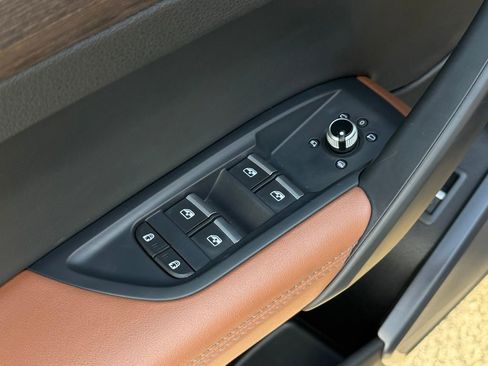 Used 2022 Audi Q5 2.0T Premium Plus w/ Premium Plus Package image 15