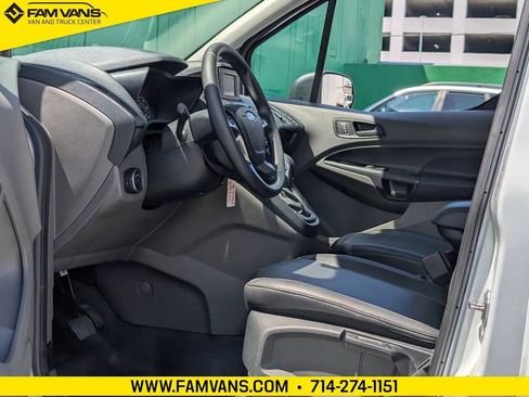 Used 2023 Ford Transit Connect XL FWD image 18