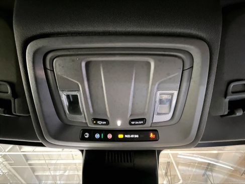 Used 2022 Chevrolet Silverado 1500 LT Trail Boss image 22