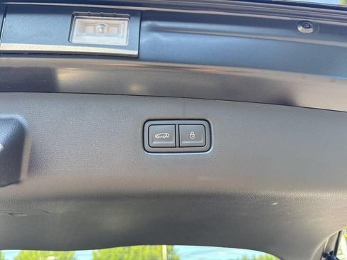 New 2026 Genesis Electrified GV70 AWD/4WD image 18