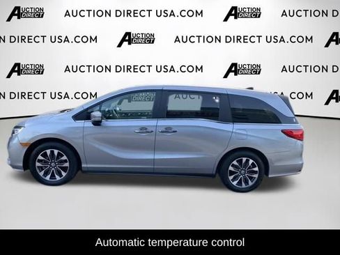 Used 2024 Honda Odyssey EX-L image 3