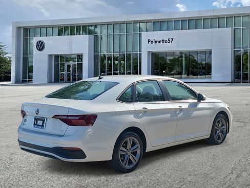 Certified 2024 Volkswagen Jetta SE FWD image 6