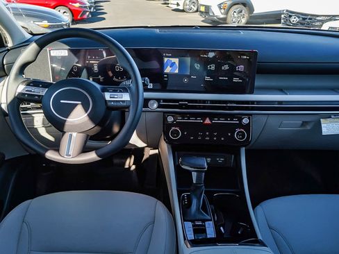 New 2026 Hyundai Tucson SEL image 14