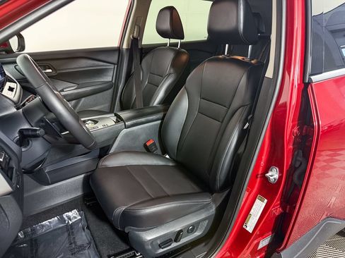 Certified 2024 Nissan Rogue SL FWD image 18