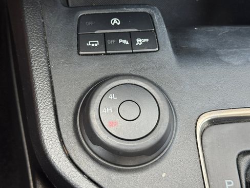 Used 2019 Ford Ranger XLT w/ Equipment Group 301A Mid image 19