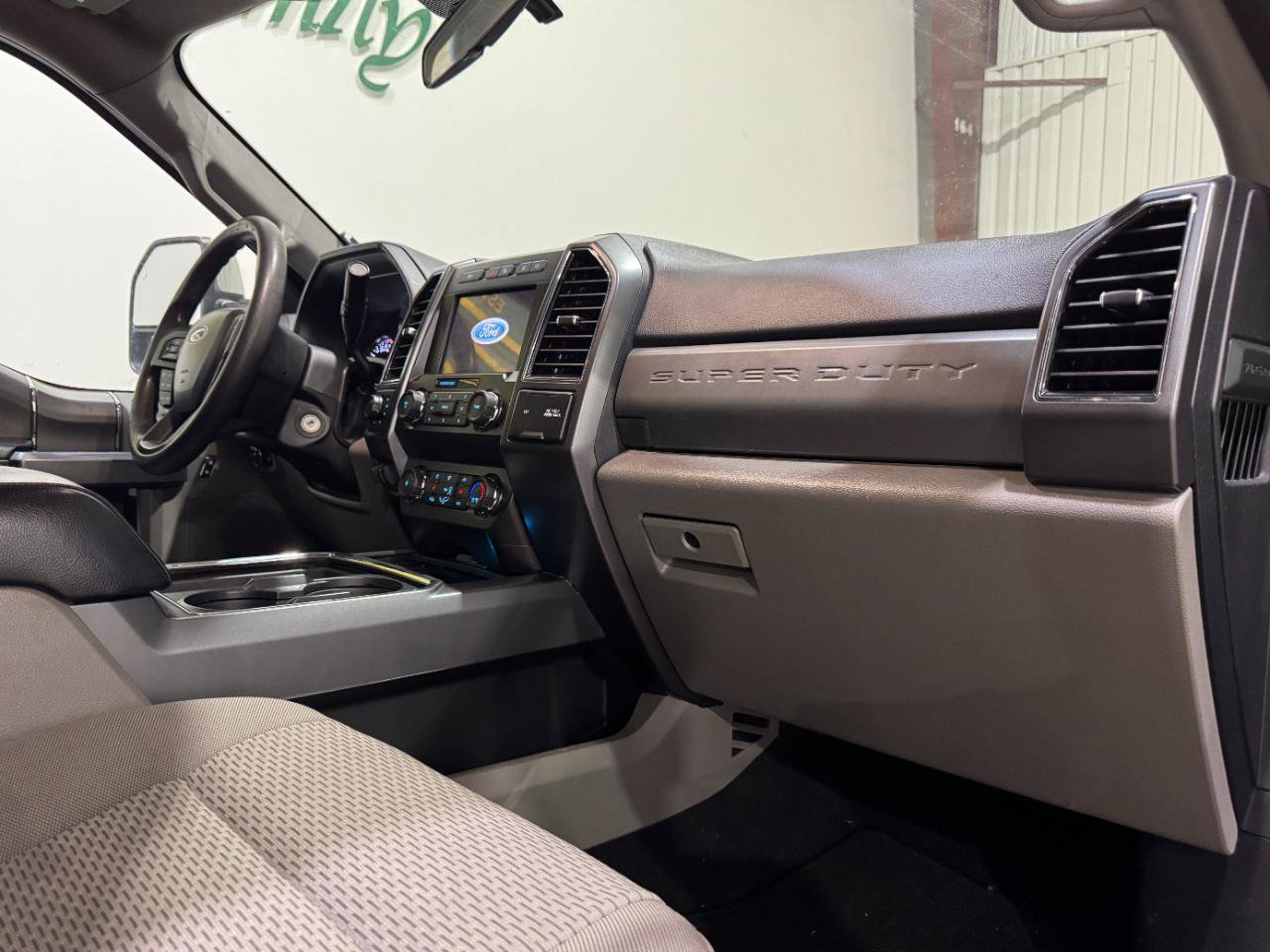 Used 2021 Ford F250 XLT w/ Tremor Off-Road Package AWD/4WD image 5