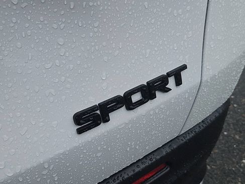 Certified 2024 Honda HR-V Sport image 11