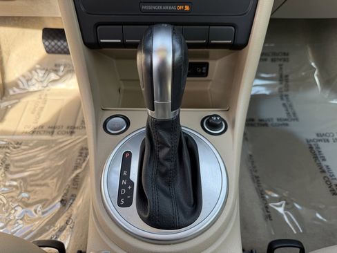 Used 2016 Volkswagen Beetle 1.8T SEL image 23