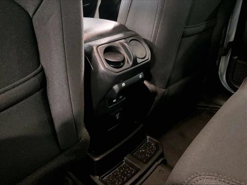 Used 2023 Jeep Wrangler Unlimited w/ Sun & Screen Package AWD/4WD image 27