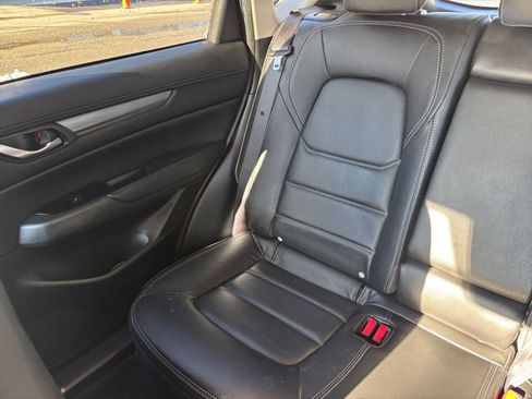 Used 2025 MAZDA CX-5 AWD 2.5 S w/ Preferred Package image 37