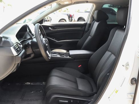 Used 2020 Honda Accord EX image 16
