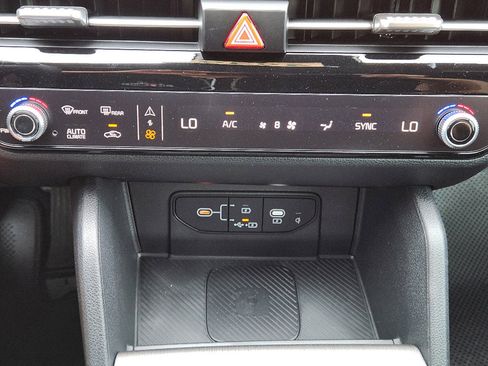 New 2026 Kia Sportage X-Line w/ X-Line Technology Package image 14