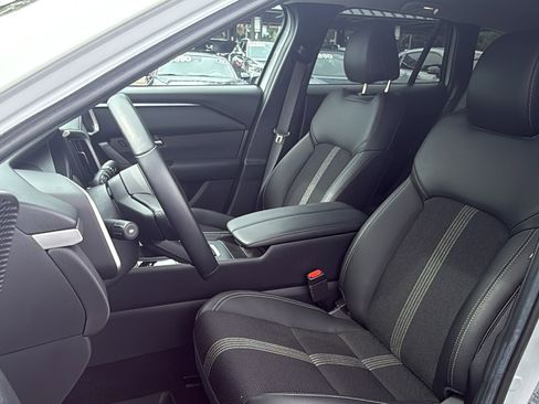 Used 2025 MAZDA CX-50 AWD 2.5 S w/ Weather Package image 13