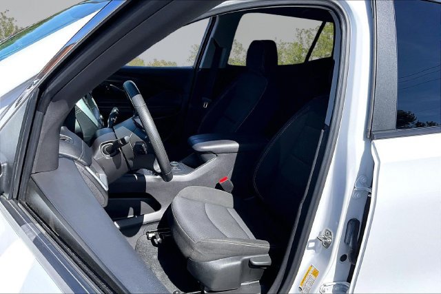 Used 2024 GMC Terrain SLE FWD image 23