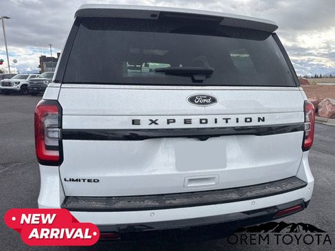 Used 2023 Ford Expedition Limited image 15