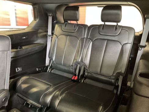 Used 2024 Jeep Grand Cherokee L Limited w/ Luxury Tech Group II image 43