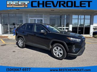 Used 2024 Toyota RAV4 LE video 1