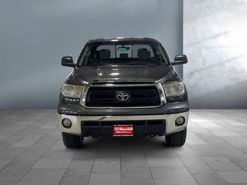 Used 2011 Toyota Tundra 4x4 Double Cab image 2