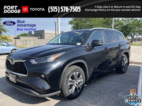 Used 2023 Toyota Highlander XLE AWD/4WD image 1