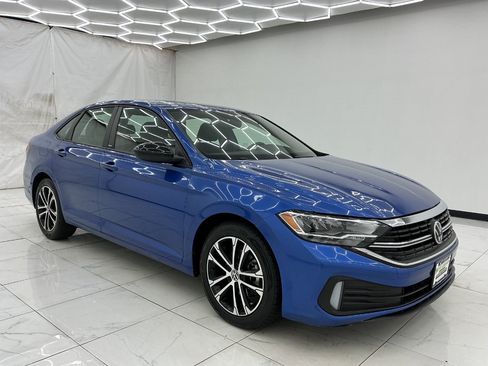 Used 2023 Volkswagen Jetta Sport FWD image 7