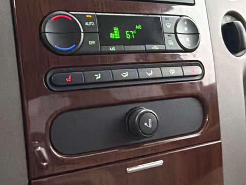 Used 2007 Ford F150 Lariat AWD/4WD image 26