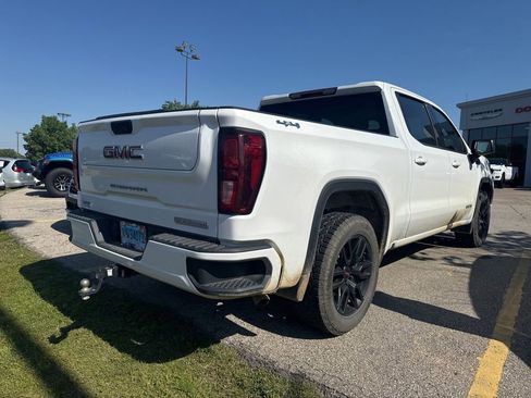 Used 2022 GMC Sierra 1500 Elevation AWD/4WD image 3