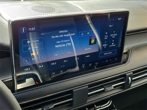 Certified 2024 Lincoln Corsair FWD image 17