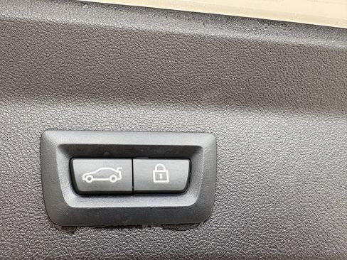 Used 2019 BMW X3 sDrive30i w/ Premium Package RWD image 29
