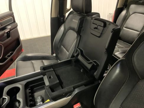 Used 2019 RAM 1500 Laramie image 41