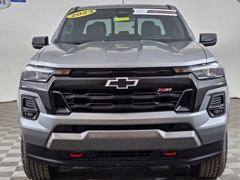 Used 2023 Chevrolet Colorado Z71 w/ Z71 Convenience Package 2 image 9