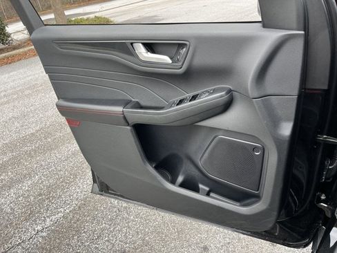 Used 2024 Ford Escape ST-Line image 15