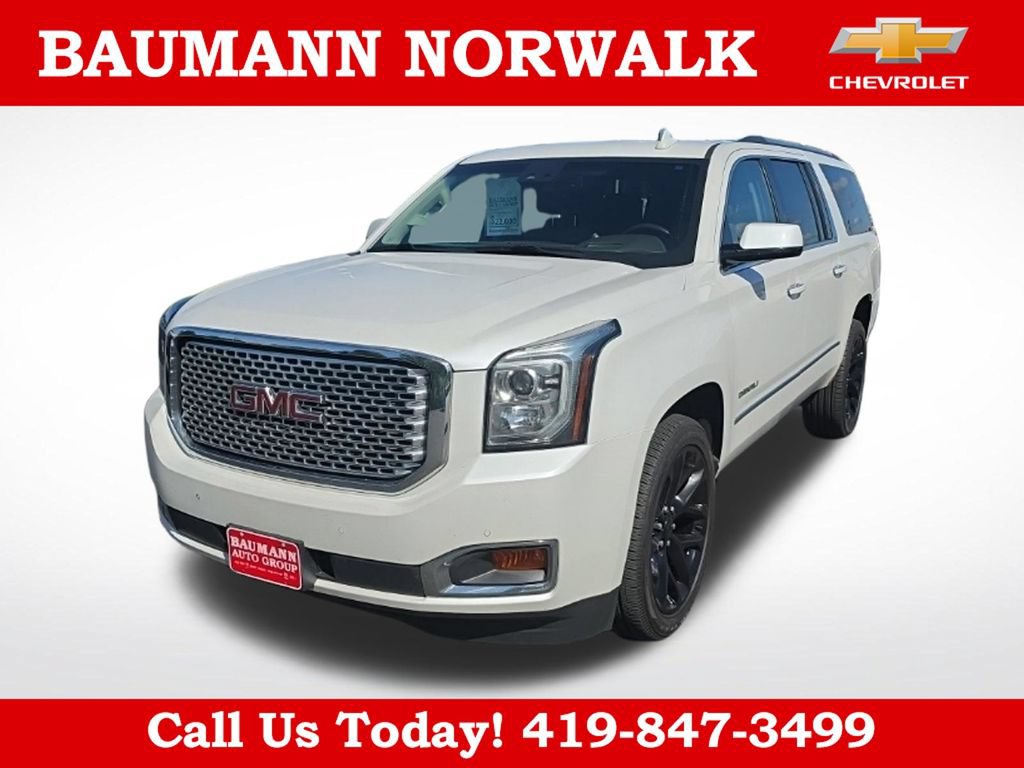 Used 2017 GMC Yukon XL Denali w/ Open Road Package AWD/4WD image 10