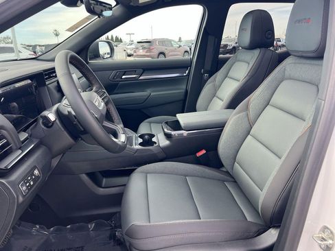 New 2026 GMC Terrain AT4 w/ Convenience Package III image 23