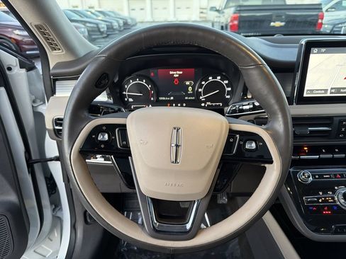 Certified 2022 Lincoln Corsair AWD w/ Premium Package image 21