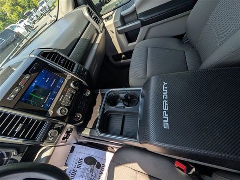Used 2022 Ford F250 XLT w/ XLT Premium Package AWD/4WD image 22