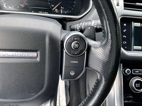 Used 2016 Land Rover Range Rover Sport Supercharged image 19