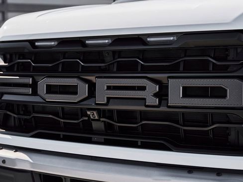 Used 2025 Ford F150 Raptor AWD/4WD image 7