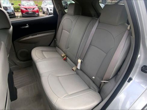 Used 2012 Nissan Rogue SL FWD image 17