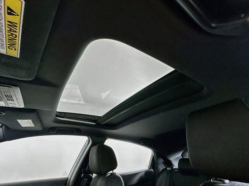 Used 2018 Honda Civic EX image 25