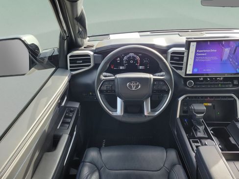 Used 2024 Toyota Tundra Platinum AWD/4WD image 22