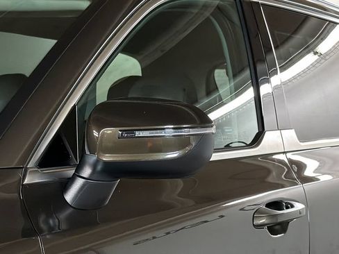 Used 2023 Kia Telluride S AWD/4WD image 5