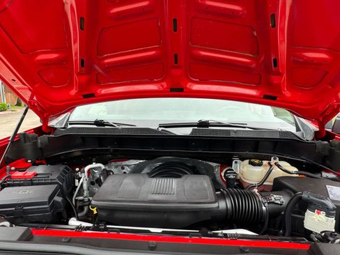 Used 2021 Chevrolet Silverado 1500 Custom Trail Boss AWD/4WD image 31