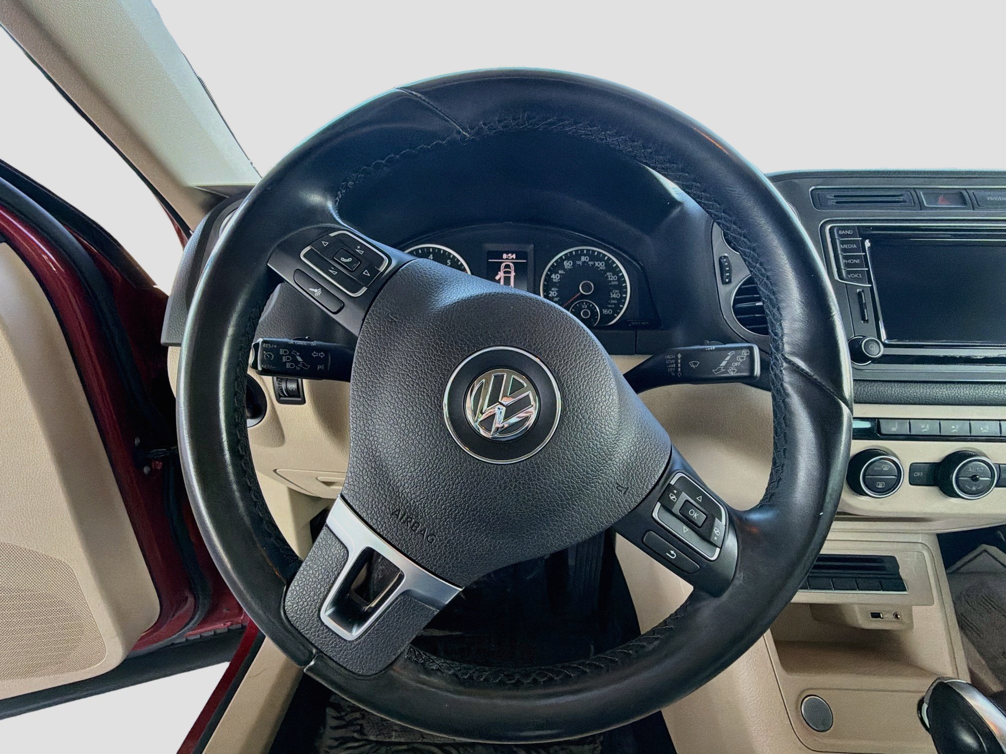 Used 2016 Volkswagen Tiguan SEL AWD/4WD image 17