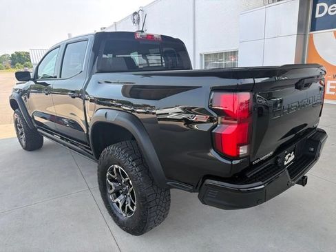 Used 2025 Chevrolet Colorado ZR2 AWD/4WD image 12