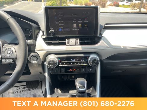 Used 2025 Toyota RAV4 XLE Premium w/ Weather Package AWD/4WD image 17