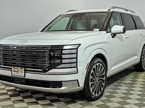 Used 2026 Hyundai Palisade Calligraphy AWD/4WD image 5